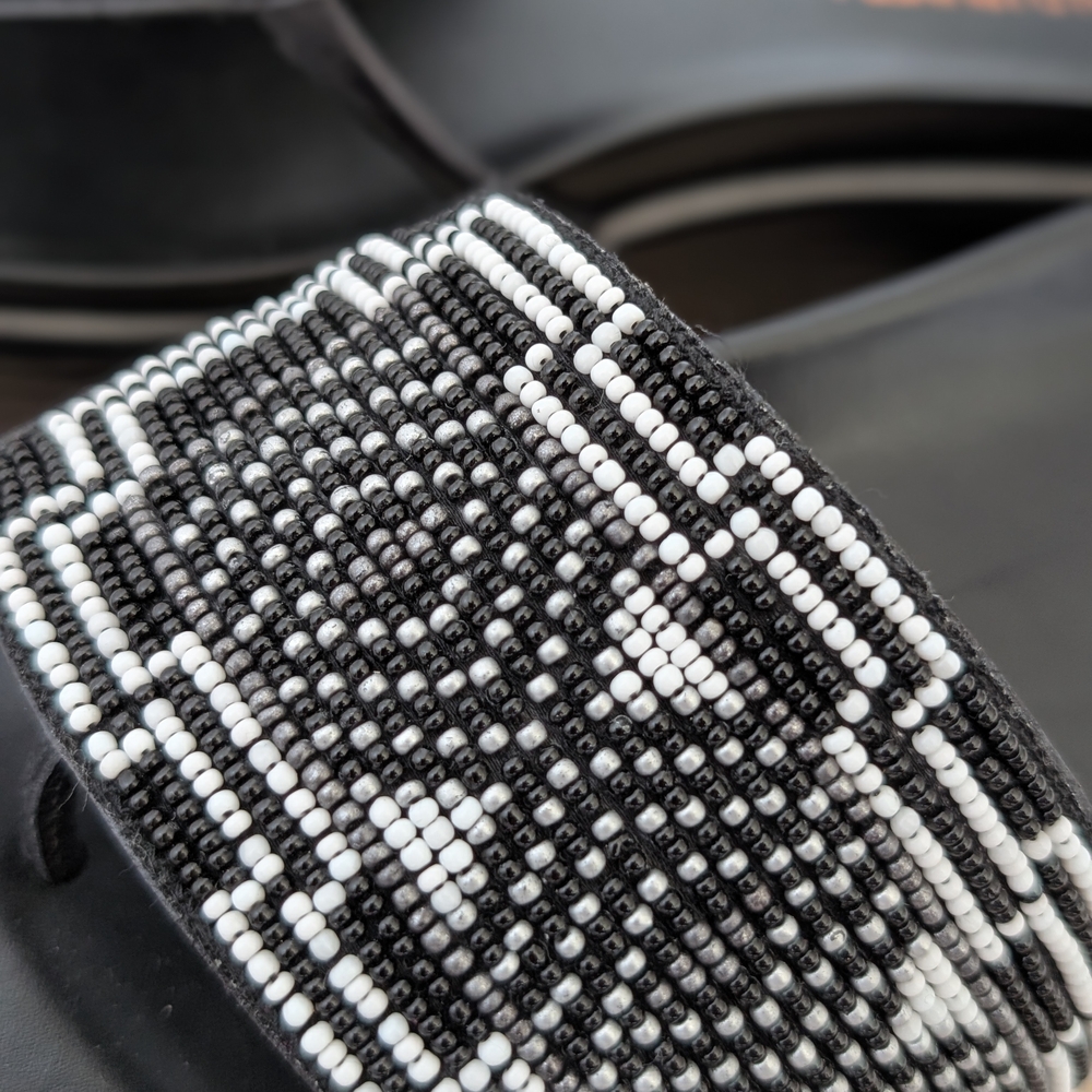 Donald J. Pliner  FIFI Black & White Beaded Sandals - Picture 2 of 10